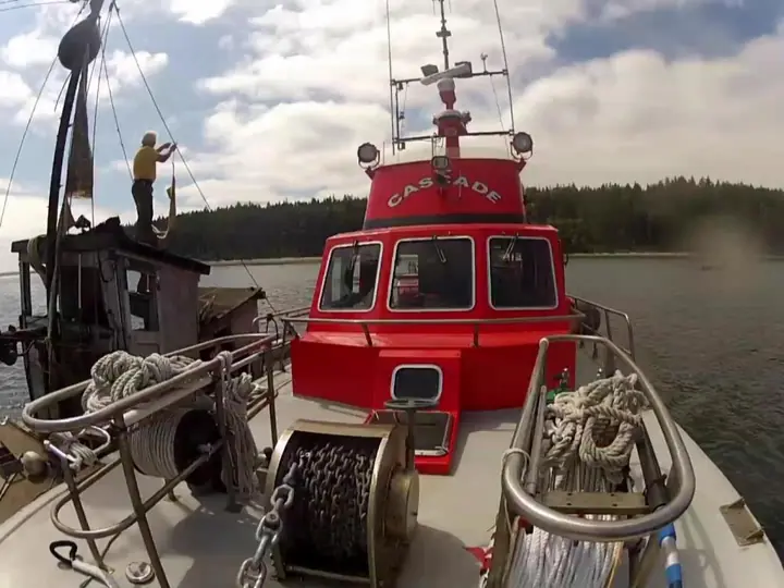 CASCADE deck configured for towing and field operations